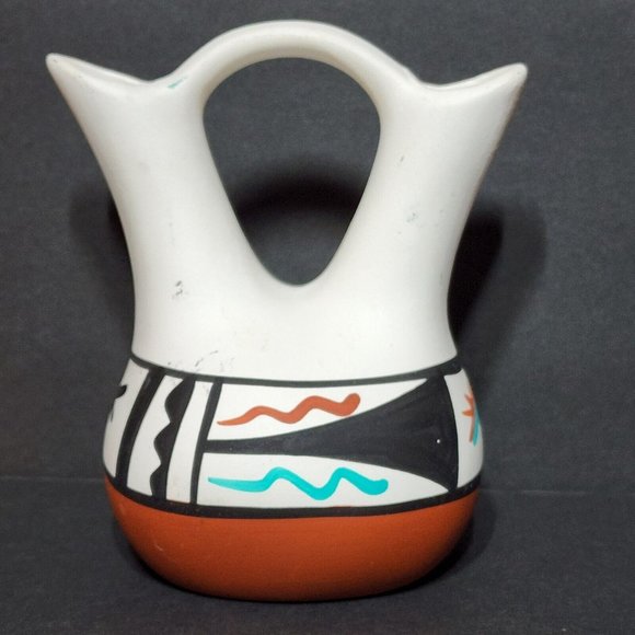 Mini Wedding Vase Signed C Garay New Mexico Hand Painted - Picture 2 of 4